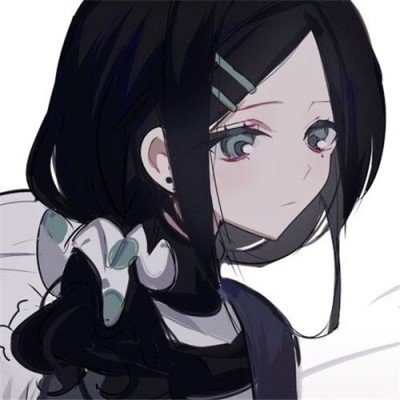 伊朗军方称击中美军舰艇
